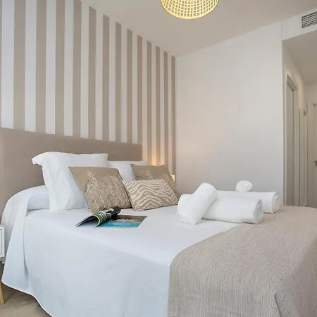 Apartment Martiricos By Rent Me Malaga